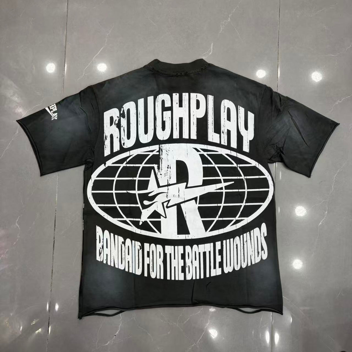 Roughplay Skeleton Convertible Lightning Bolt Graphic T‑Shirt