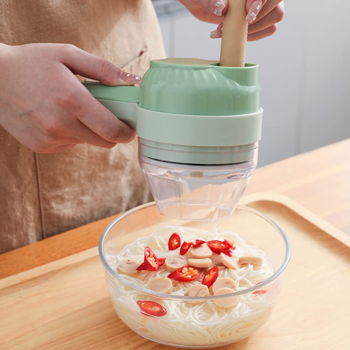 4 in 1 Portable Electric Vegetable Cutter Set Q6108