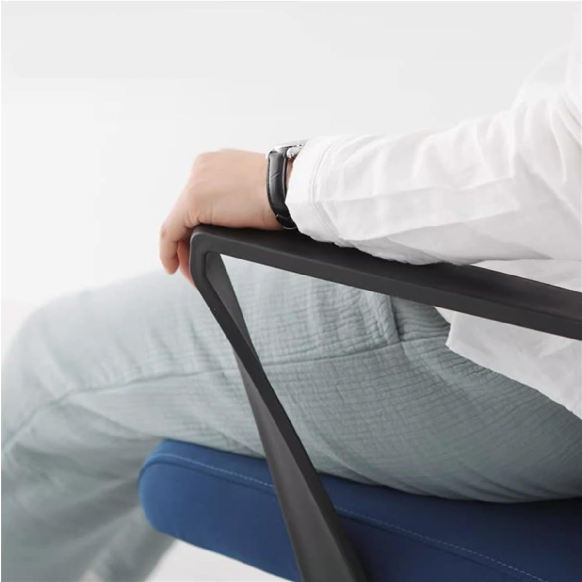 Orange Mesh Ergonomic Office Chair E8960