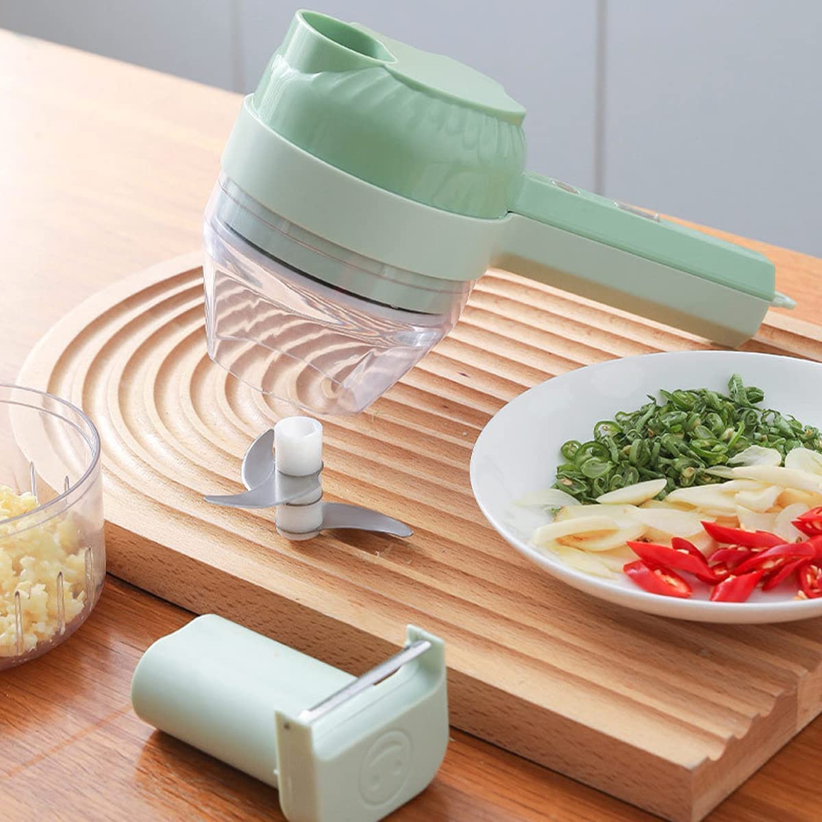 4 in 1 Portable Electric Vegetable Cutter Set Q6108