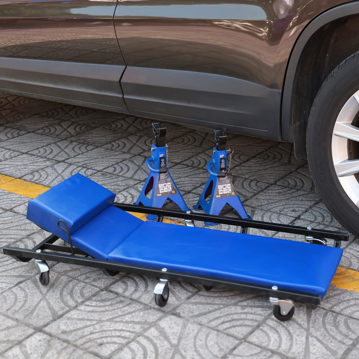40" Padded Mechanic Creeper with 6 Casters, Blue T878384