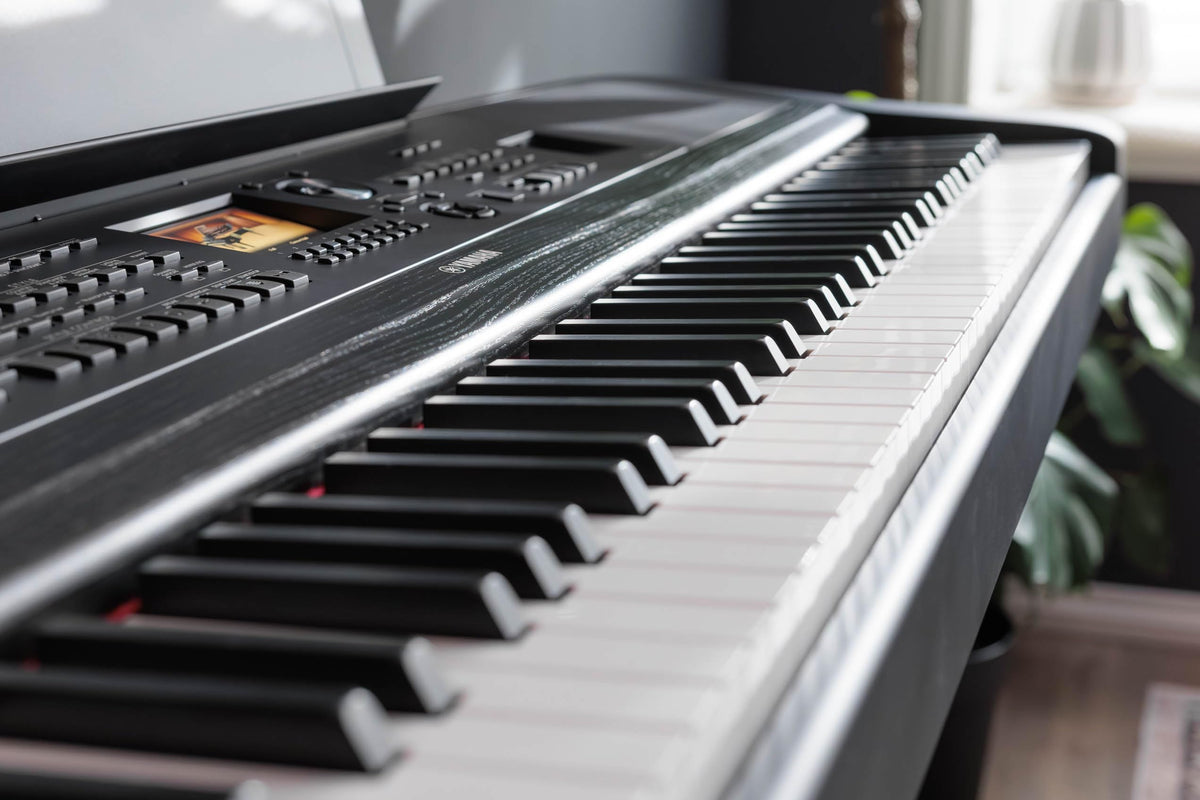 88-Key Weighted Digital Piano I5177