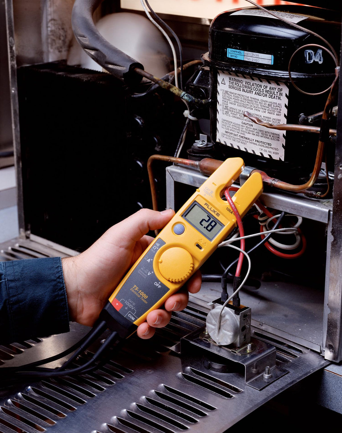 Voltage Continuity and Current Tester N770